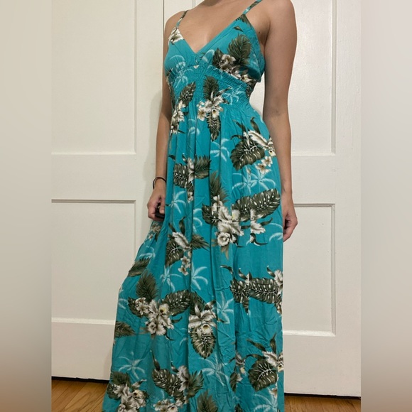 Sunny Island Hawaii Spaghetti Strap V-neck Maxi Dress - Picture 1 of 2